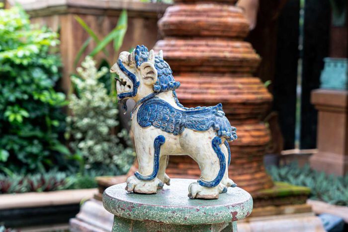 small ceramic singha lion statue