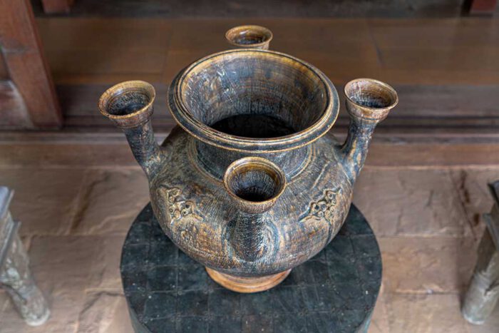 Sawankhalok era ceramic vase