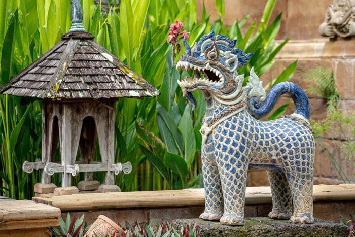 Singha Thai ceramic lion sculptures