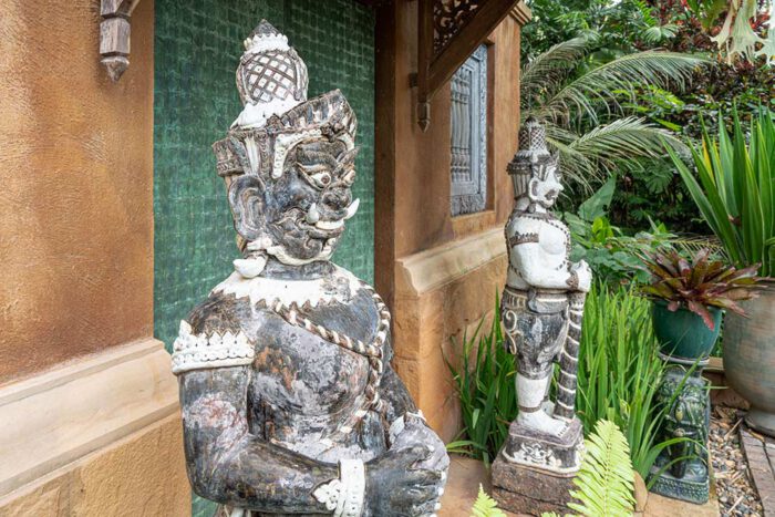 Yaksha - Buddhist garden statues